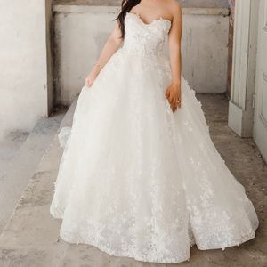 Lazaro Estelle Wedding Gown